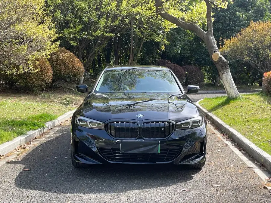 بي إم دبليو i3 2022 eDrive 35 L