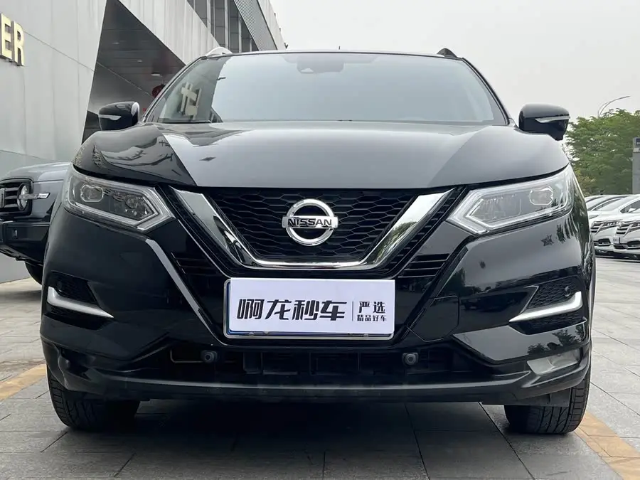 2022 نيسان قاشقاي 2.0 لتر CVT XV بريميوم