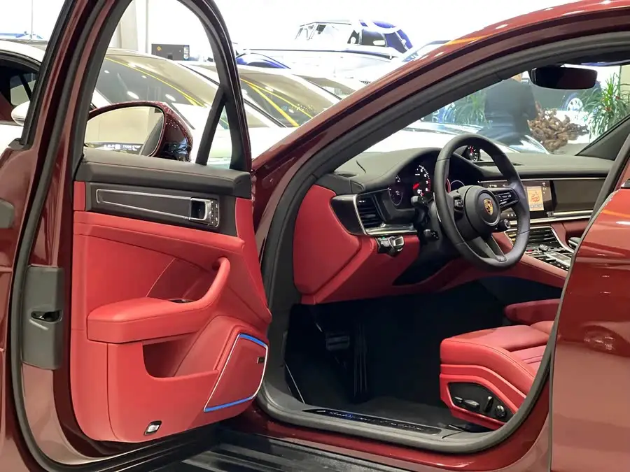 2023 Panamera 2.9T Platinum Edition