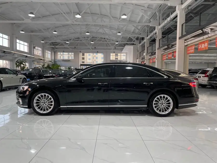 أودي A8 طراز 2022 A8L 50 TFSI quattro طراز الراحة