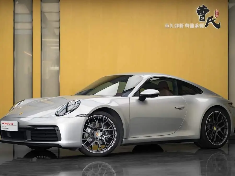 بورشه 911 2023 كاريرا 3.0T