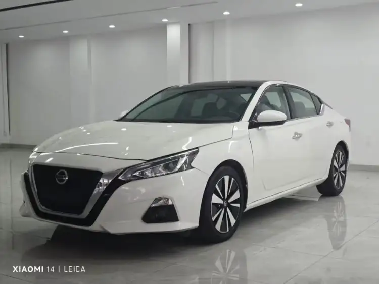 Altima  2021 2.0L XL Comfort Edition