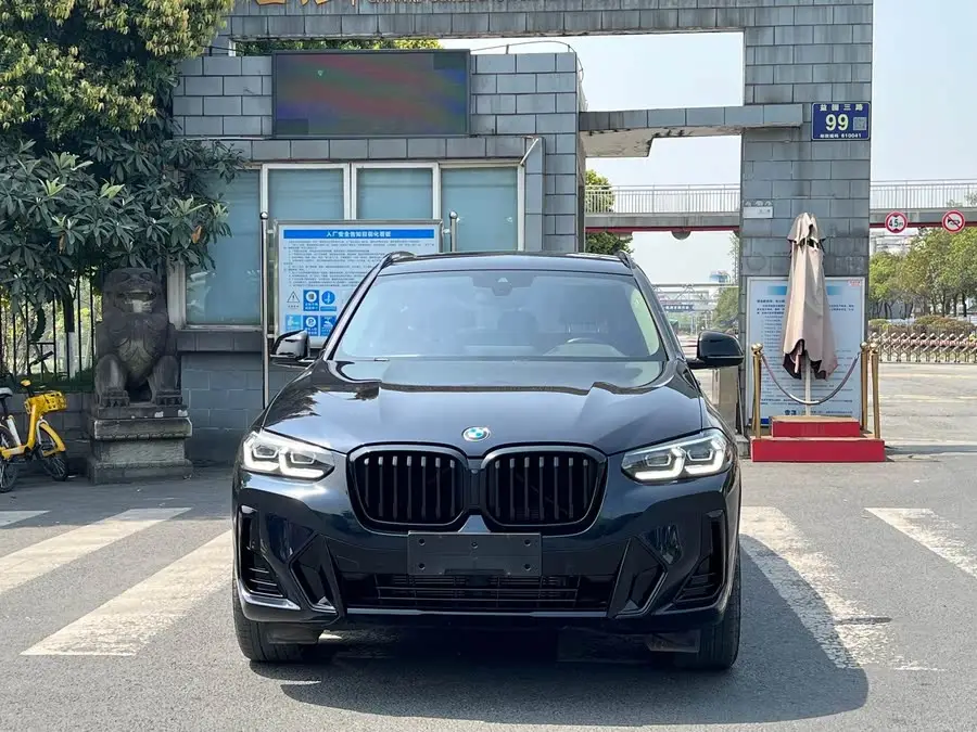 BMW X3 2022 xDrive30i Leading M Night Package