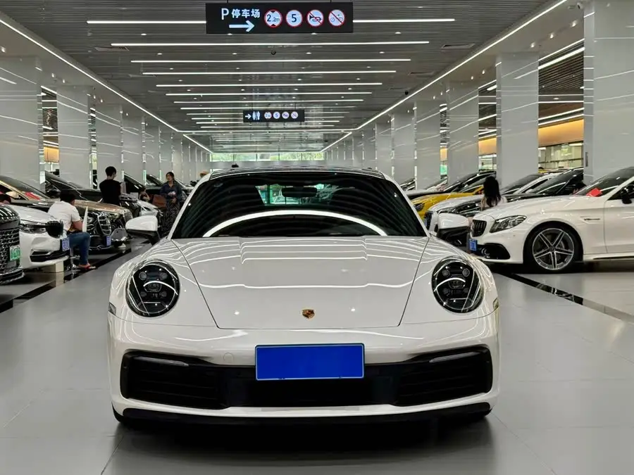 Porsche 911 2020 Carrera 3.0T