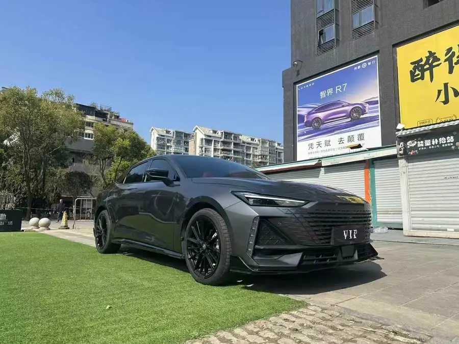 Changan UNI-V 2023 1.5T Sport Edition