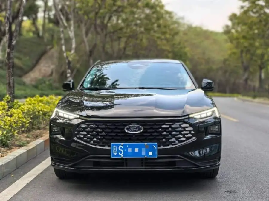 2025 Mondeo 2.0T EcoBoost Luxury