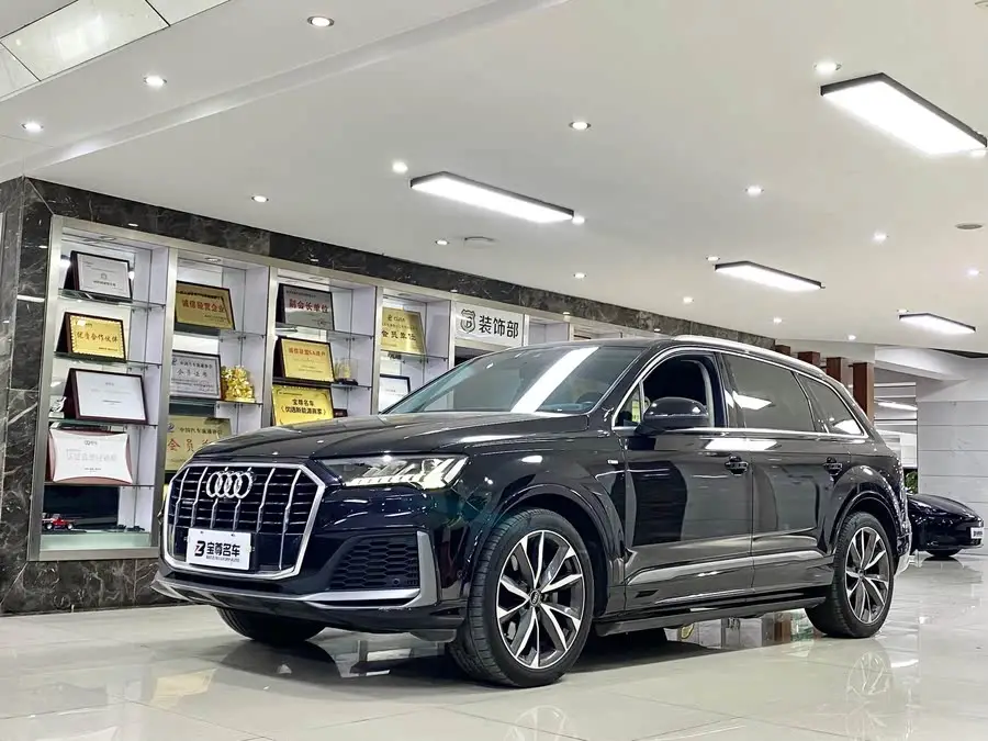 Audi Q7 2021 55 TFSI quattro S line Sport