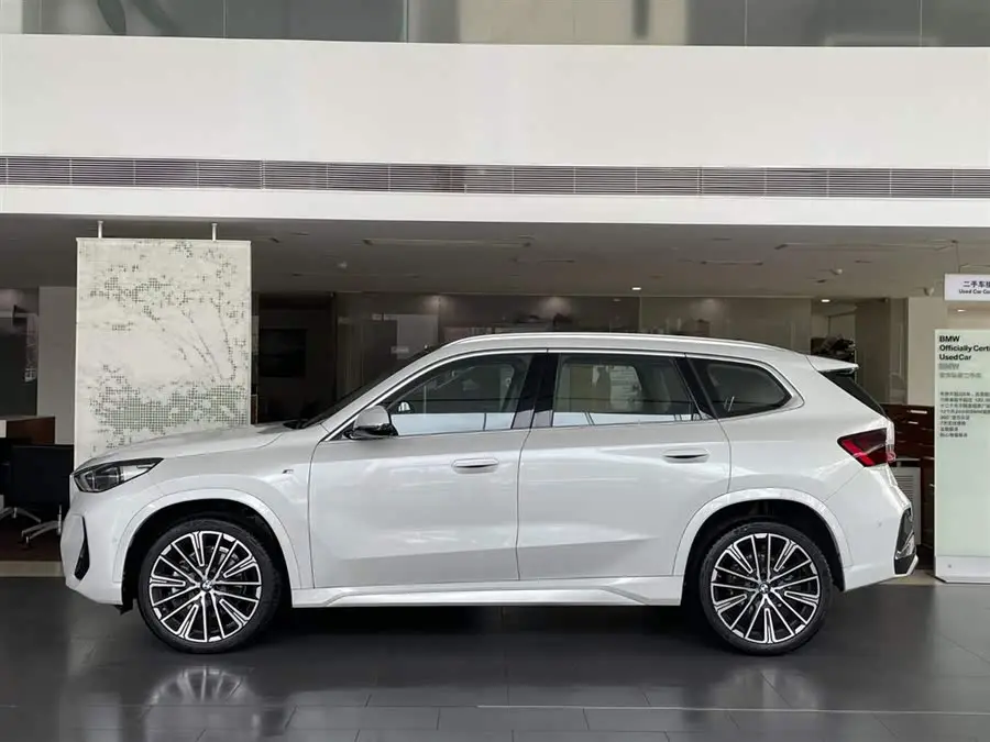 BMW X1 2023 xDrive25Li M Sport Package