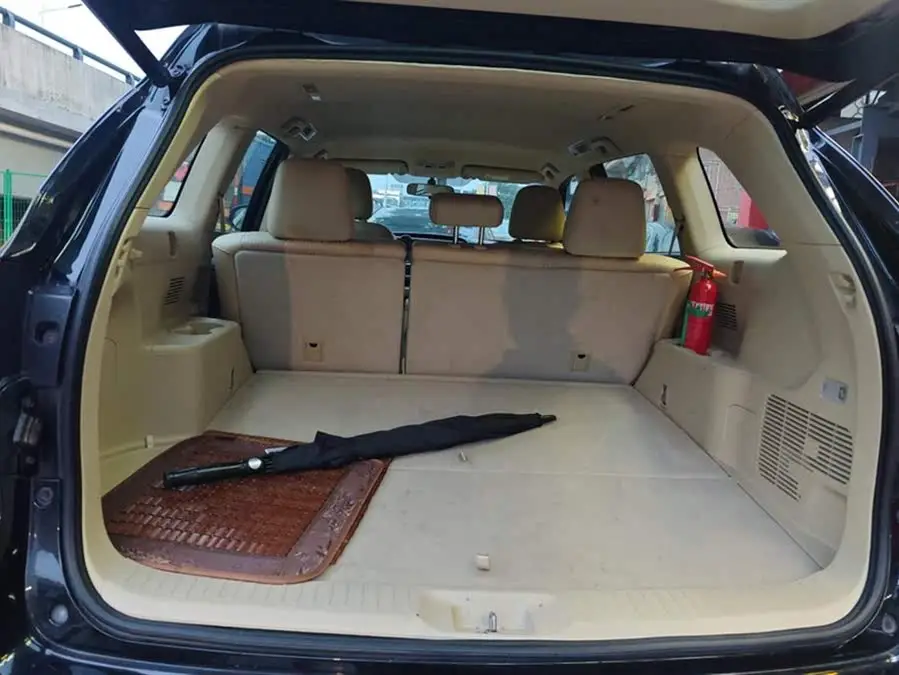 هايلاندر 2018 2.0T النسخة النخبوية ذات الدفع الثنائي 5 مقاعد معيار VI