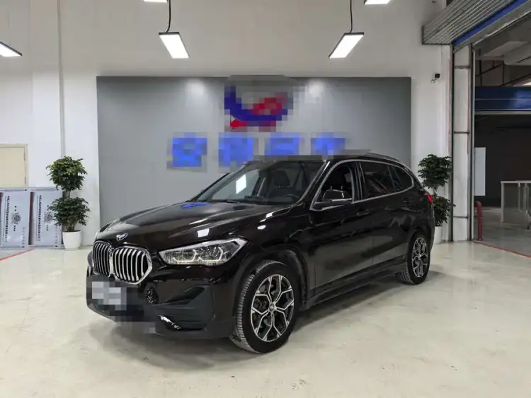 BMW X1 2020 sDrive25Li Leading Edition