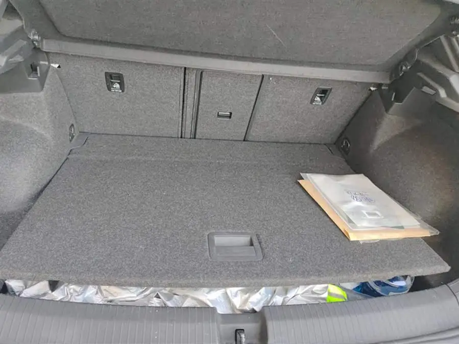 2021 T-ROC 280 TSI DSG الدفع الرباعي الفاخر الذكي