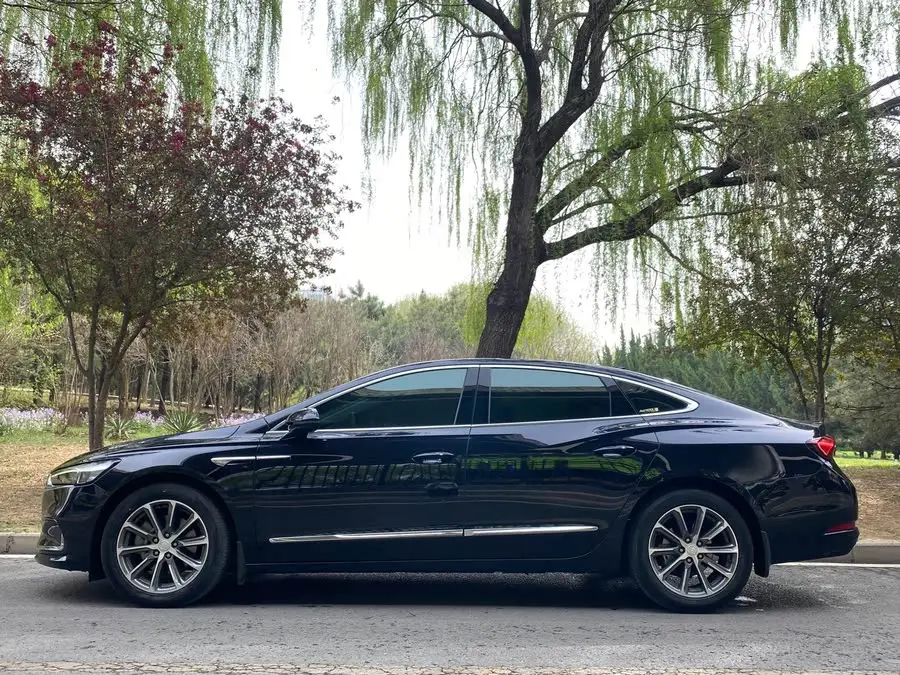 Buick LaCrosse 2021 652T Luxury