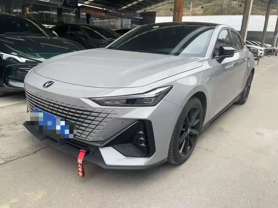 Changan UNI-V 2022 1.5T Sport Edition