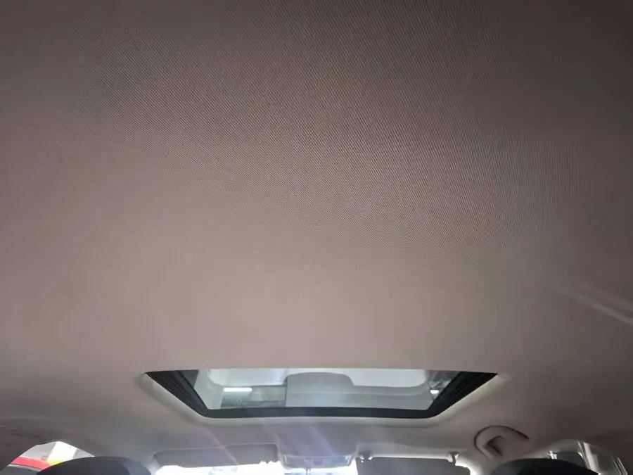 لافيدا 2021 280TSI DSG النسخة الفاخرة