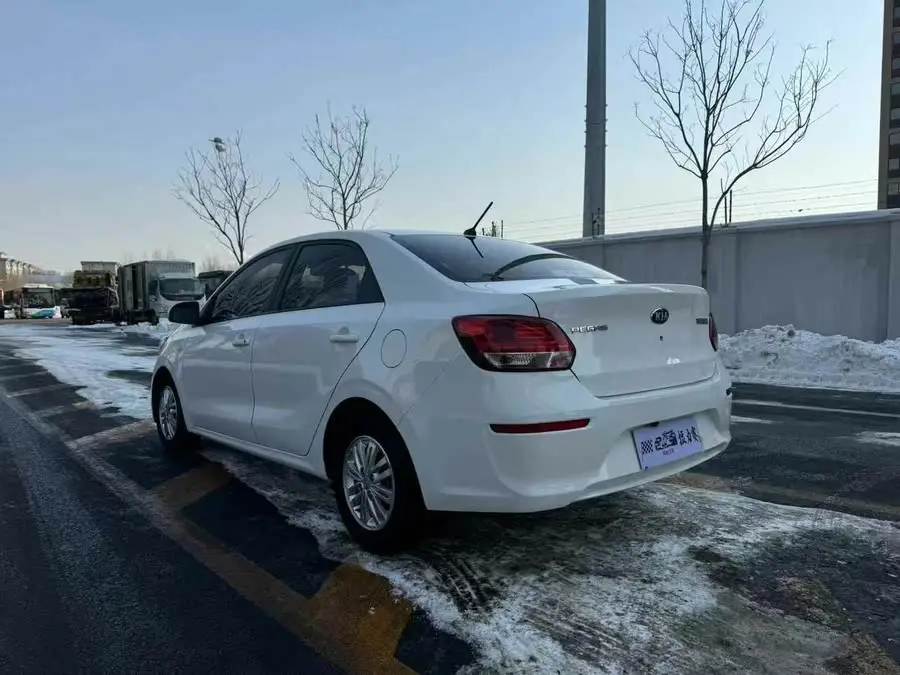 هوانغ تشي 2020 موديل تعديل 1.4 لتر أوتوماتيكي مريح مع سقف بانورامي