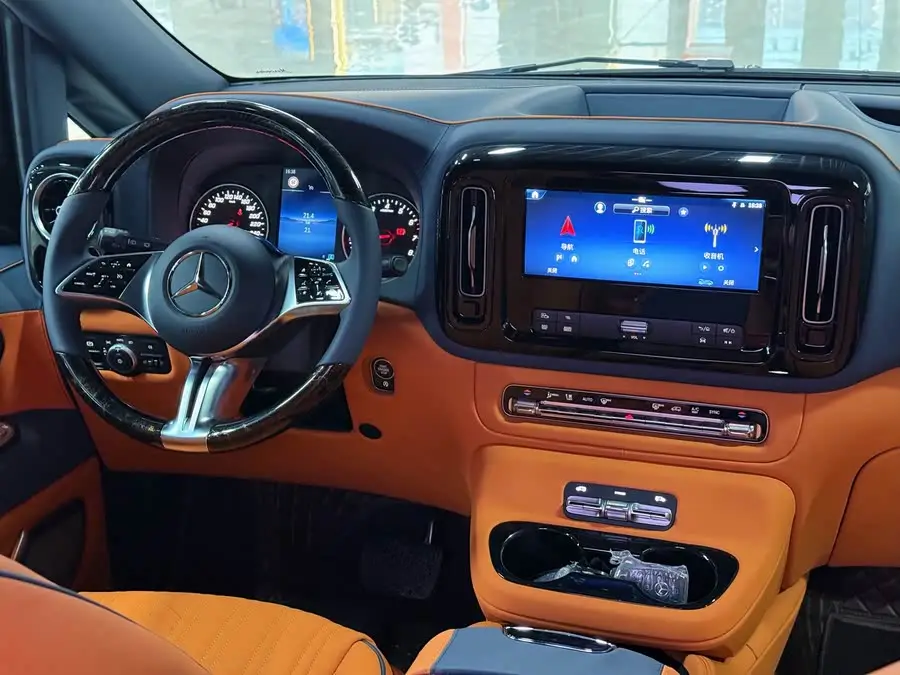 Vito 2024 2.0T Business Edition 7-seater