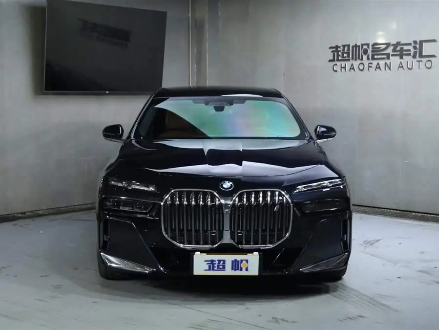 BMW i7 2023 eDrive50L Luxury M Sport Package