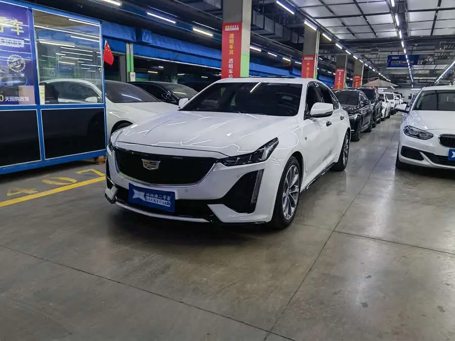 كاديلاك CT5 2020 طراز 28T الرياضي الرائد