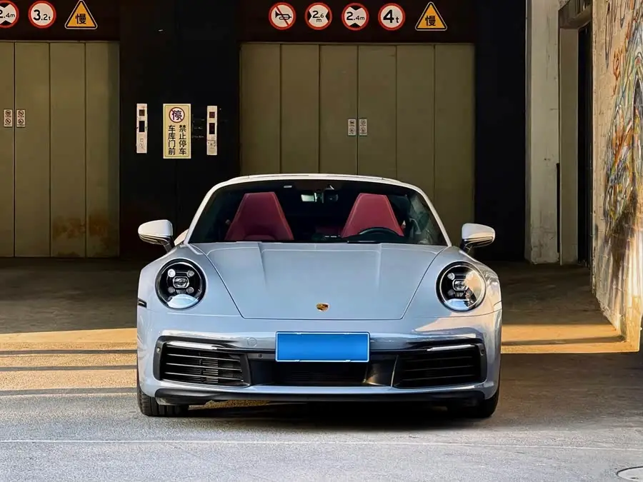 بورشه 911 2023 تارغا 4 3.0T