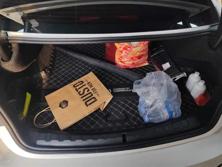 بي إم دبليو i3 2024 eDrive 35 L