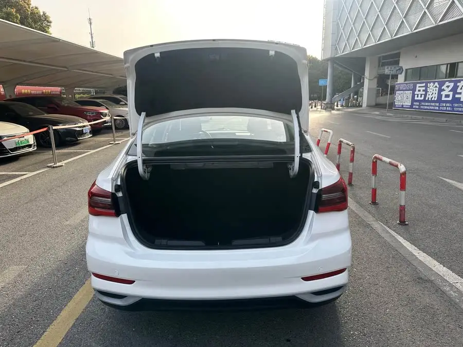 Ford Focus 2021 1.5L Automatic Golden Edition