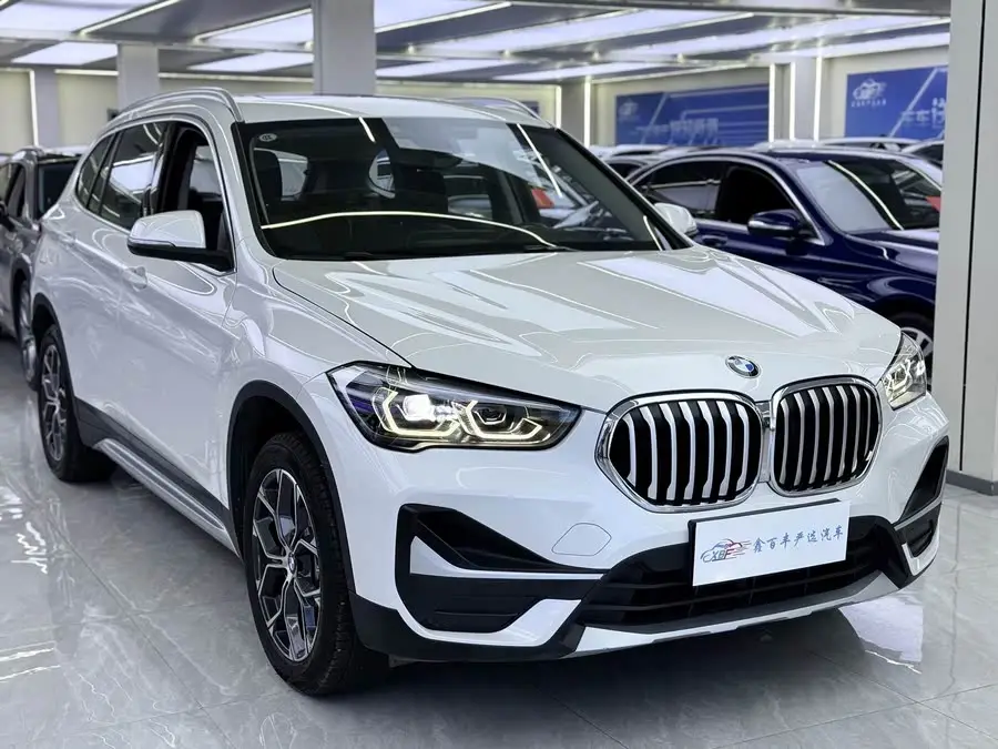 بي إم دبليو X1 2020 sDrive20Li الفاخرة