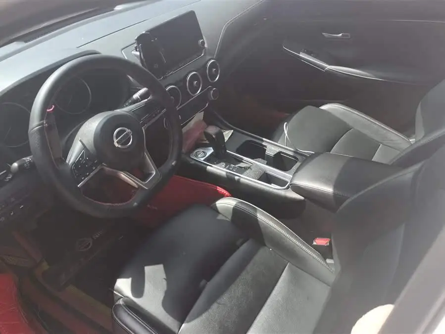 2021 نيسان سيلفي 1.6L XL CVT نسخة الاستمتاع