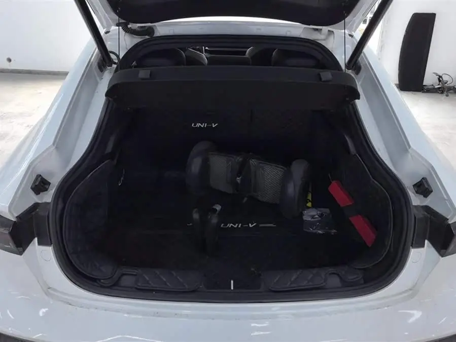 Changan UNI-V 2022 1.5T Premium