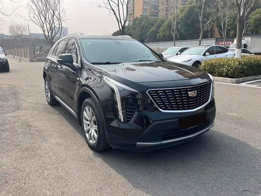 Cadillac XT4 2021 28T FWD Premium