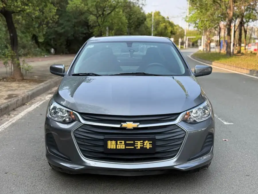 2021 شيفروليه كافاليير 325T أوتوماتيكي إكسينيو