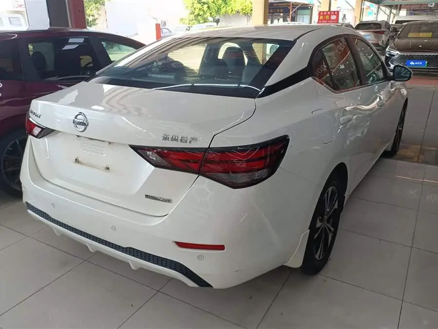 2020 نيسان سيلفي 1.6L XL CVT إصدار الاستمتاع