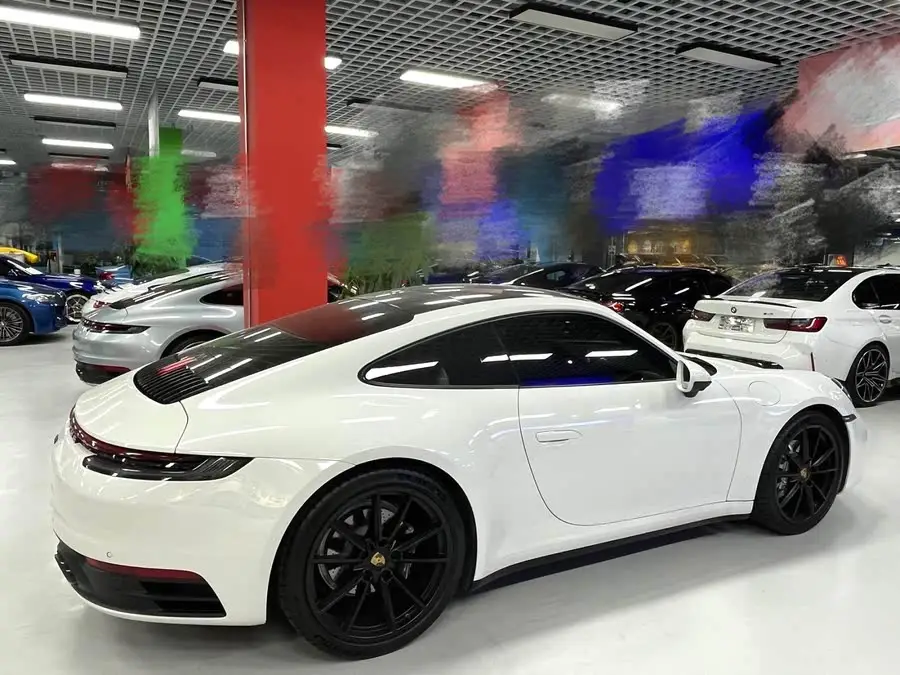 Porsche 911 2023 Carrera 3.0T