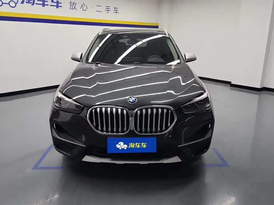 بي إم دبليو X1 2021 sDrive20Li نسخة الفخمة