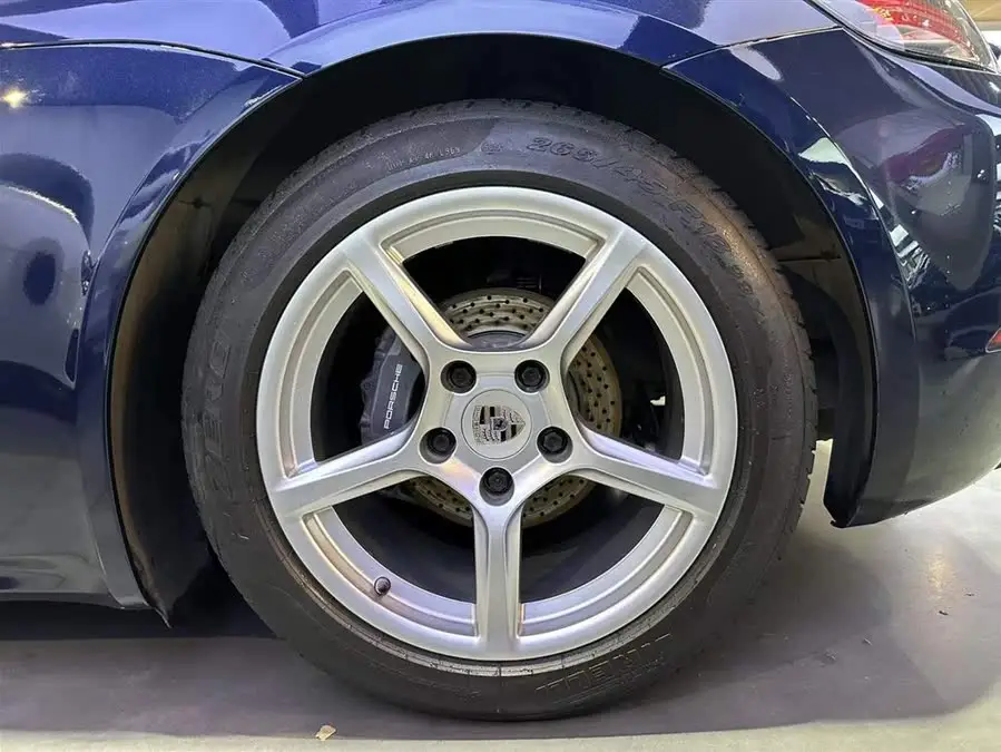 Porsche 718 2018 Boxster 2.0T