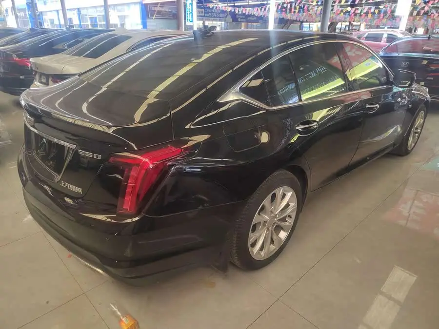 كاديلاك CT5 2021 28T فاخرة