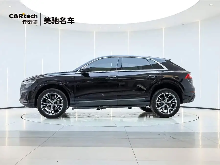 أودي Q8 موديل 2021 55 TFSI الإصدار الديناميكي الفاخر