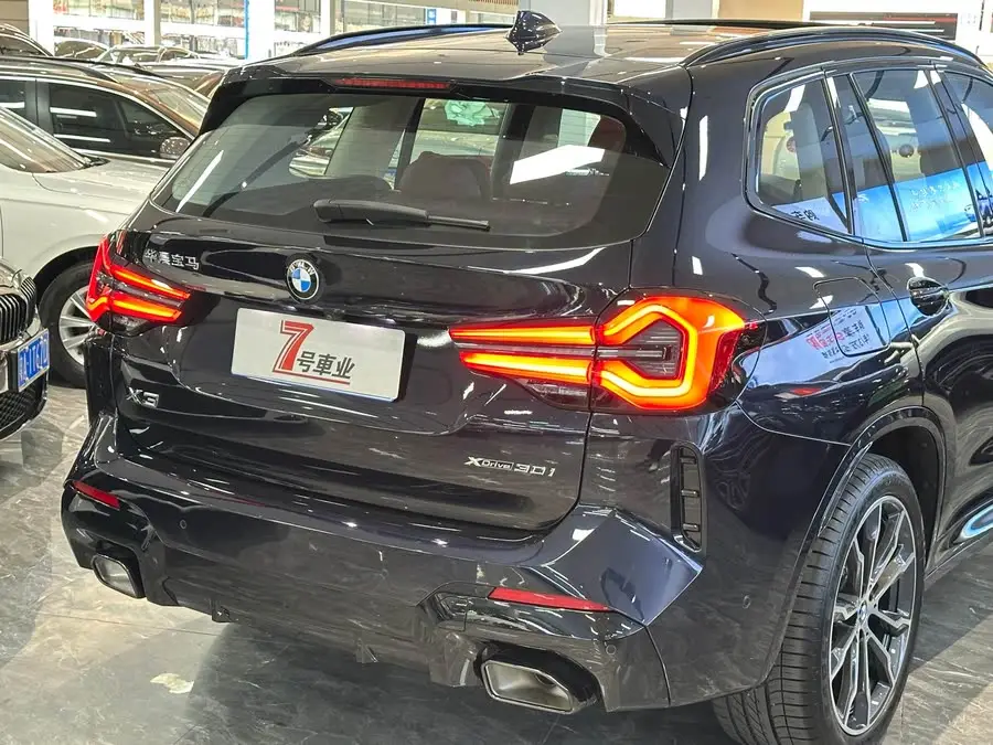 BMW X3 2023 xDrive30i Leading M Night Package