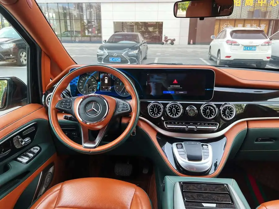 Vito 2021 2.0T Business Edition 7-seater