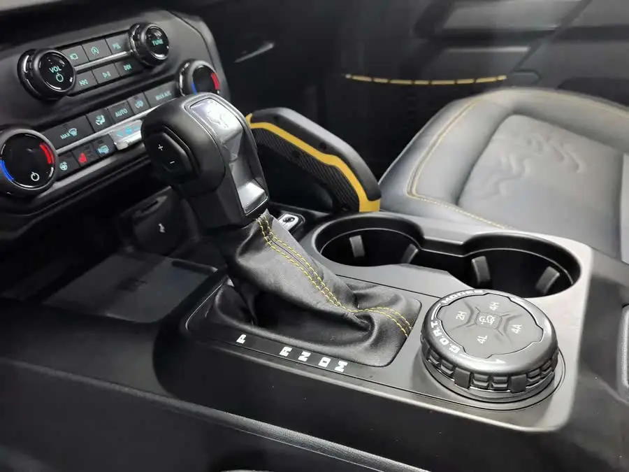 فورد موستانغ 2024 2.3T برية