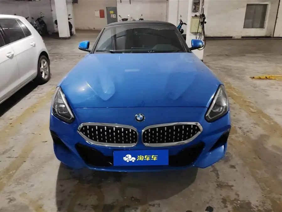 بي إم دبليو Z4 2019 sDrive 25i حزمة M الرياضية