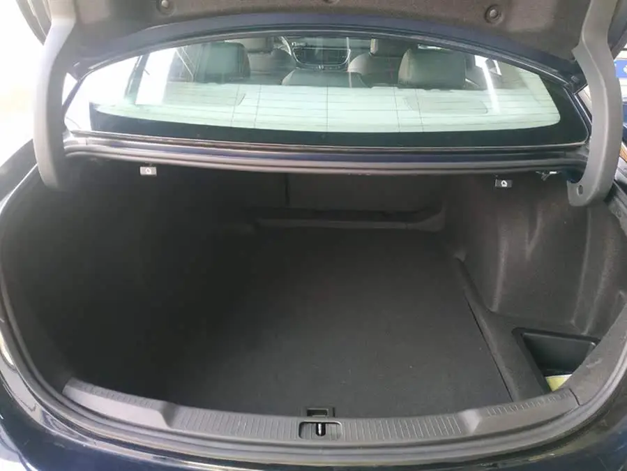 بويك لاكروس 2022 552T فاخرة