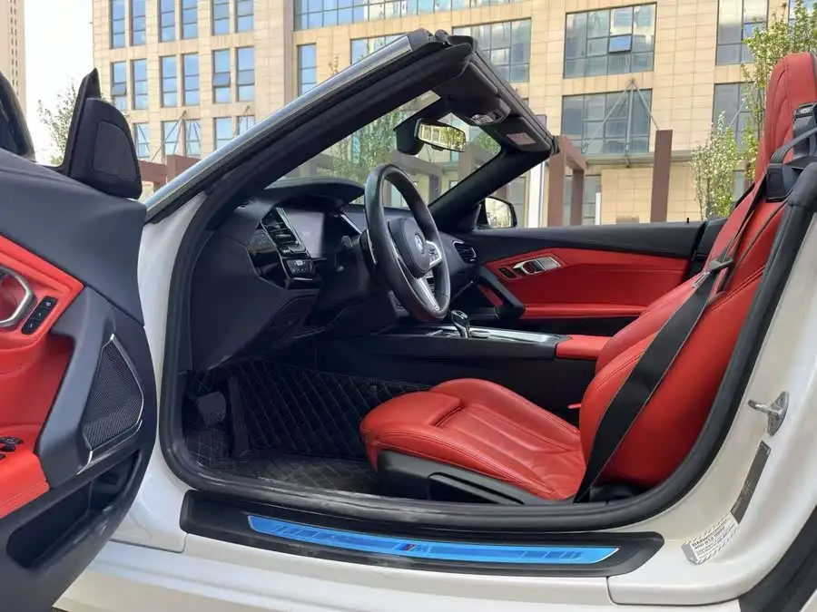 بي إم دبليو Z4 2019 sDrive 25i حزمة رياضية M