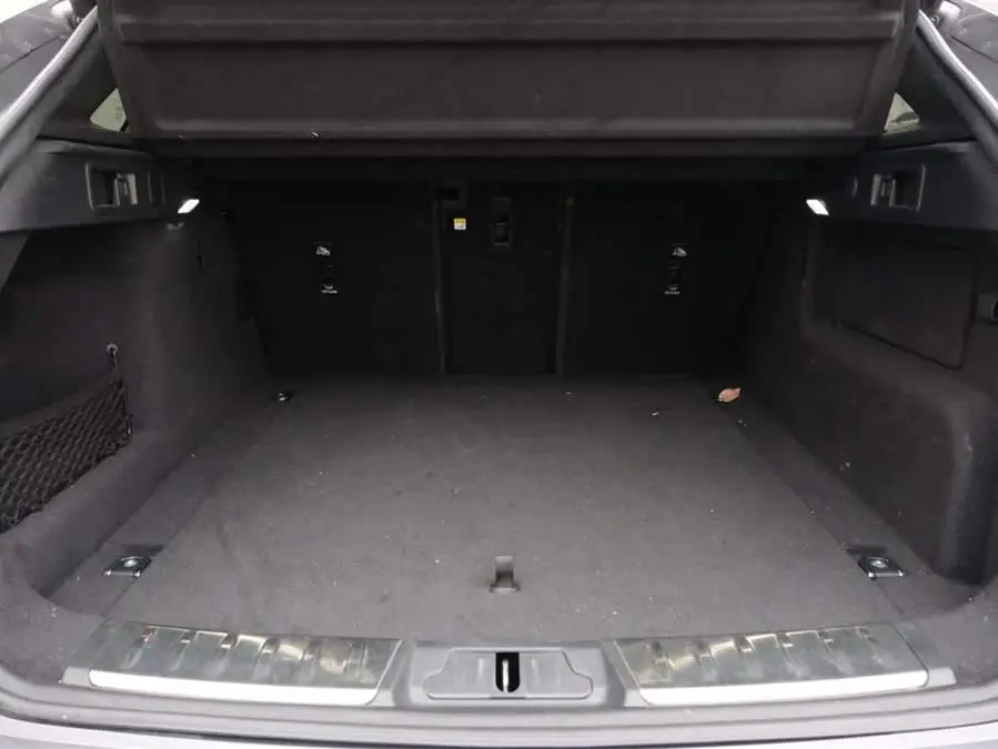 Jaguar F-PACE 2022 P250 R-Dynamic BLACK