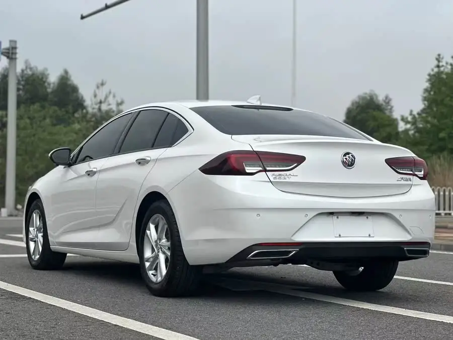 بيوك ريجال 2023 الطراز 552T الذكي