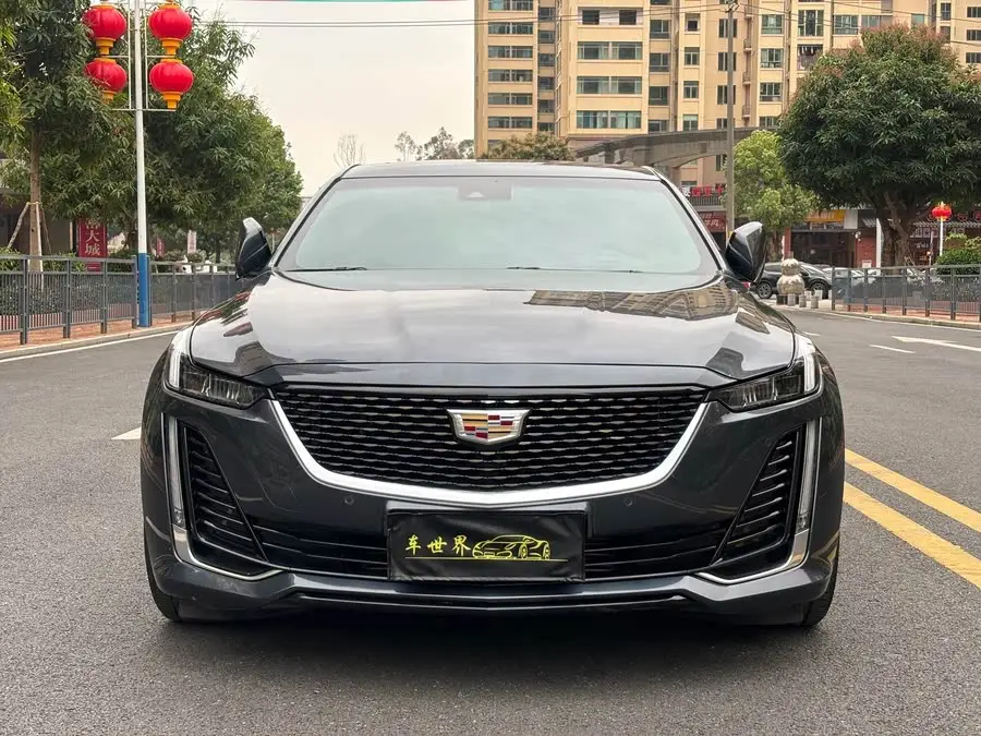 كاديلاك CT5 2022 28T الفاخرة