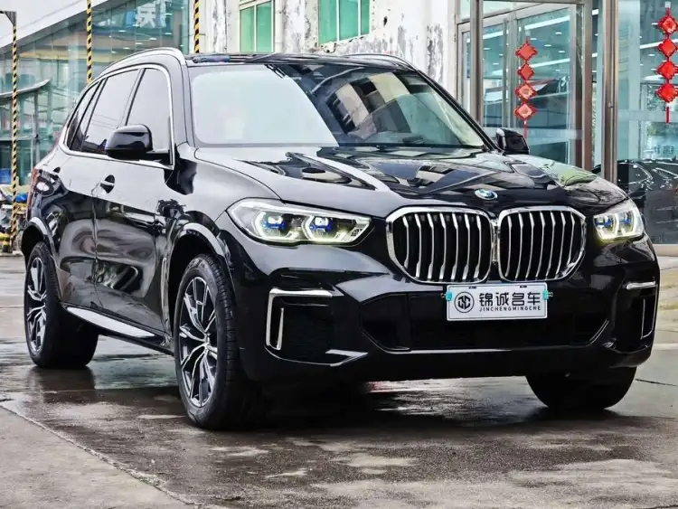BMW X5 2022 xDrive 30Li Luxury M Sport Package