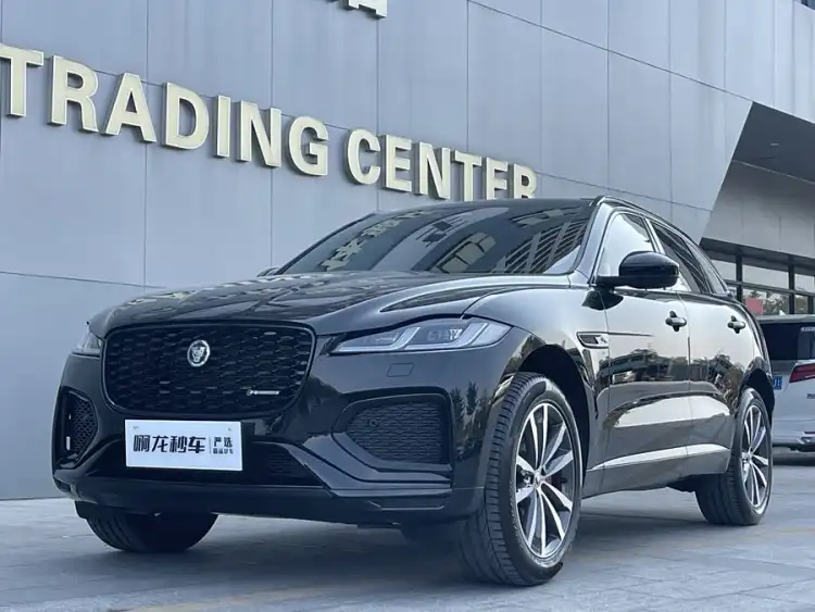 Jaguar F-PACE 2024 P250 R-Dynamic SE