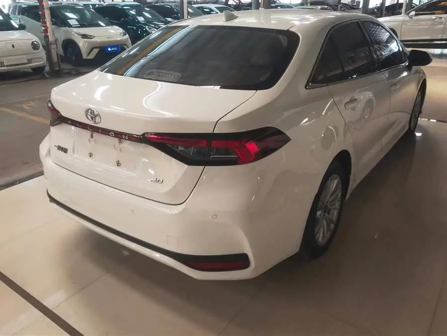 أسد آسيا 2021 2.0 لتر فئة فاخرة