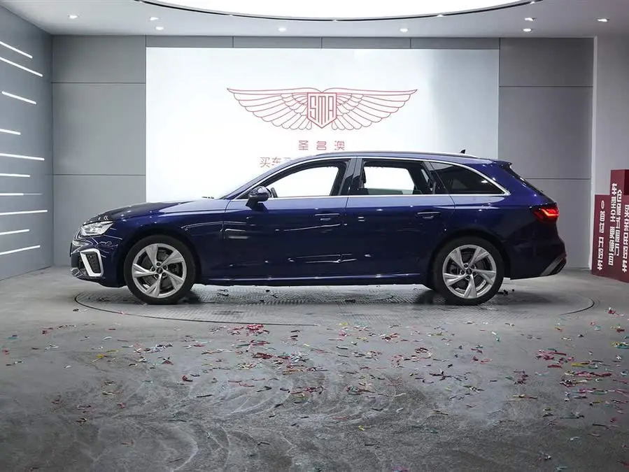 Audi A4 (Imported) 2021 Avant Pioneer 40 TFSI Stylish Dynamic Version