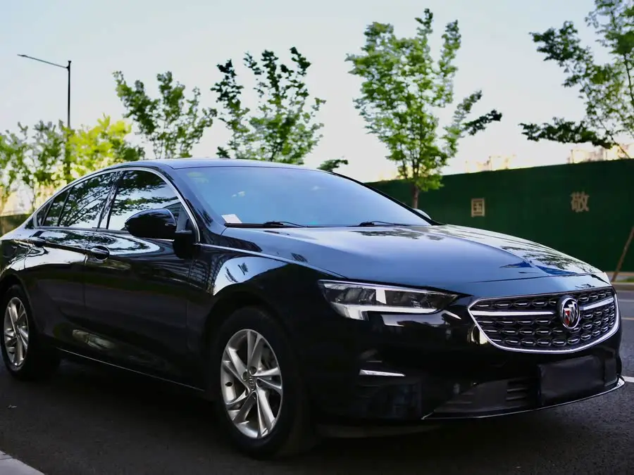 بيوك ريجال 2021 552T النخبة